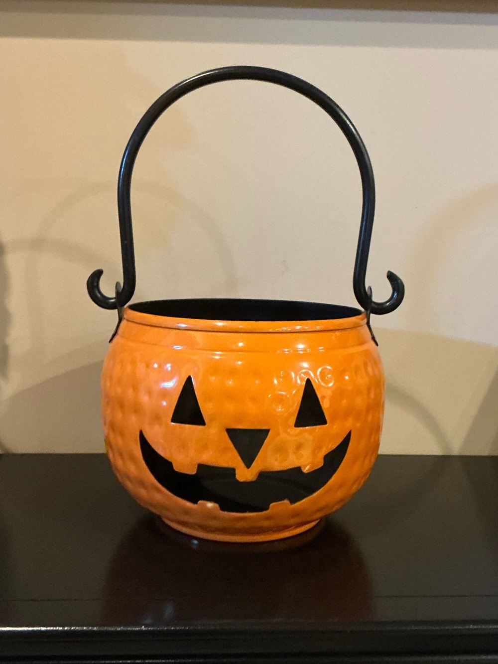 FANGtastic Metal Jack-o-Lantern Bucket Luminaria 🎃